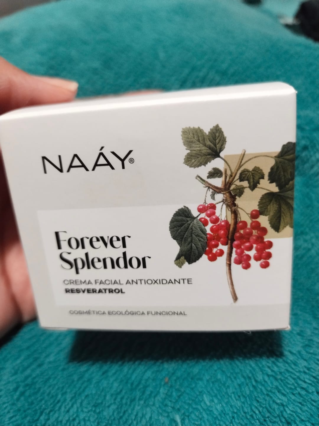 Customer photo review of Crema Facial Anti-Manchas y Antiedad | Resveratrol | Forever Splendor