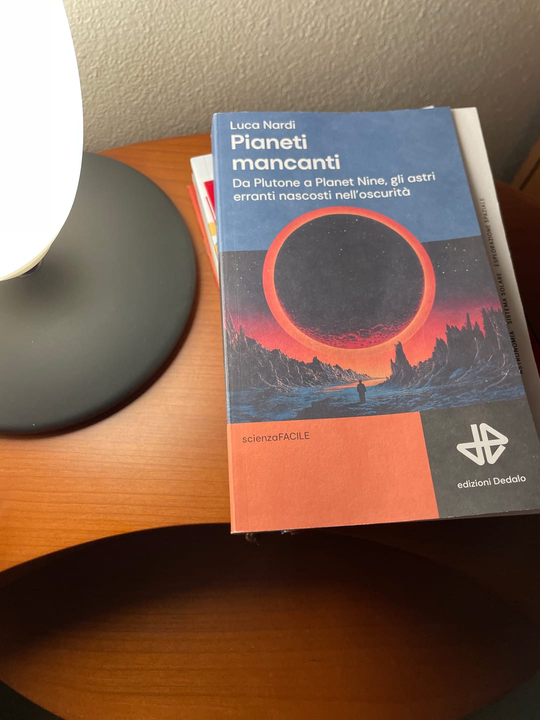 Customer photo review of Pianeti mancanti