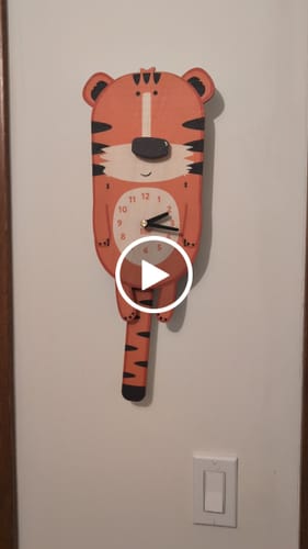 Customer video review of Rufus the Tiger Pendulum Clock
