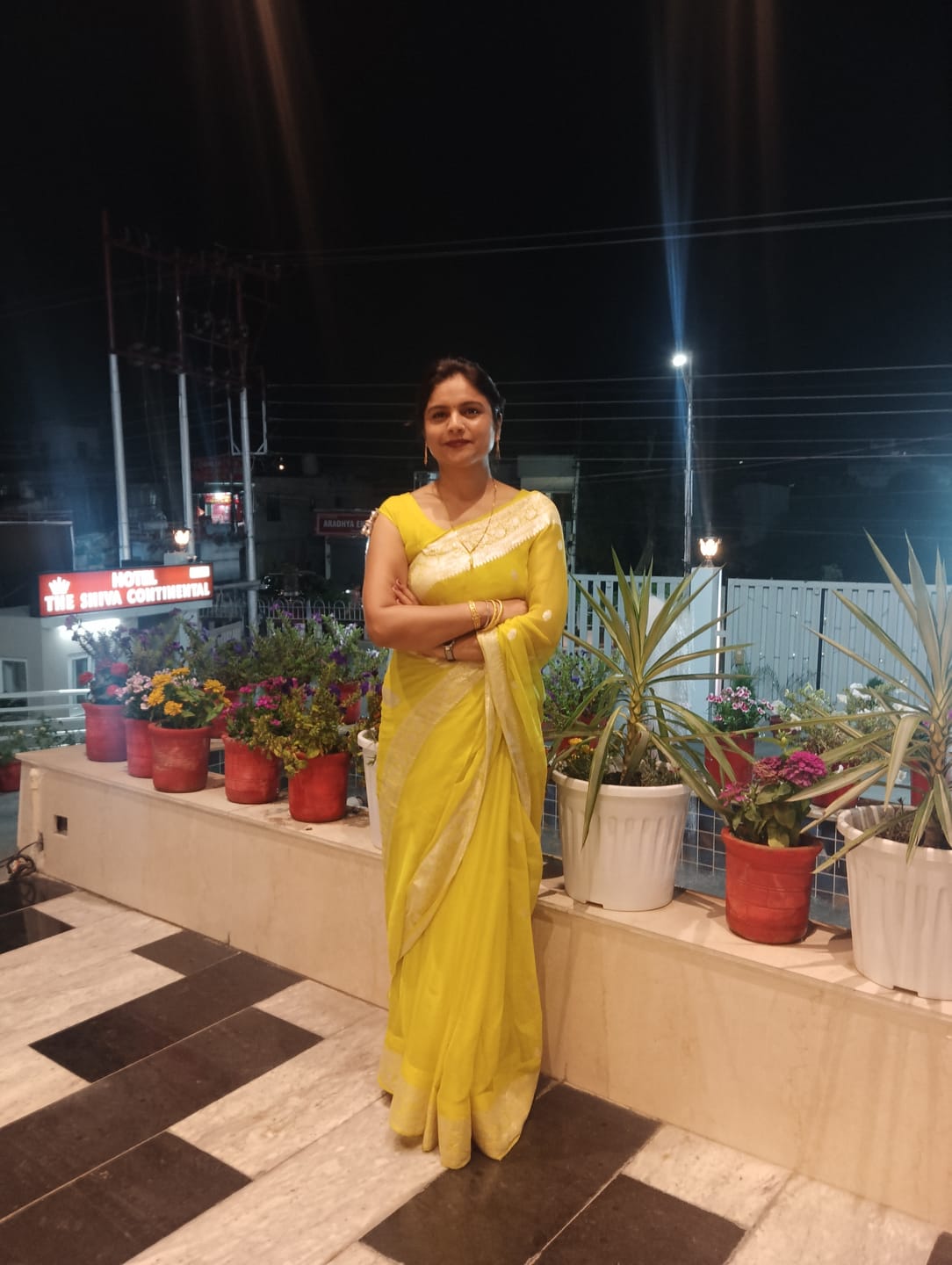 Customer photo review of Three Alloy of Khaddi Chiffon Pure Banarasi Saree