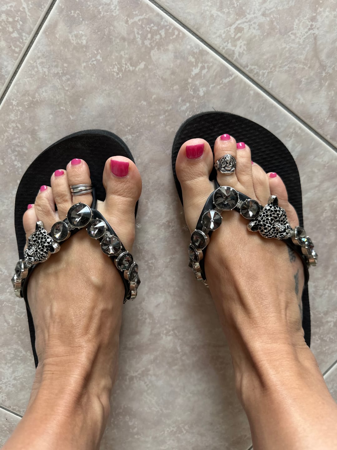 Customer photo review of Flip-Flop / Leopard - Schwarz-Silber