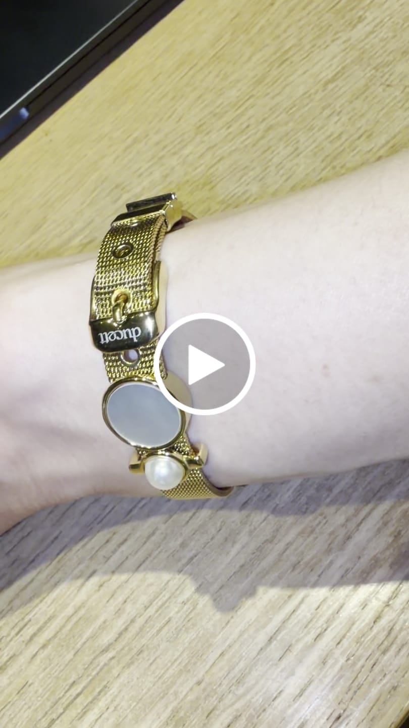 Customer video review of Mesh bracelet gold