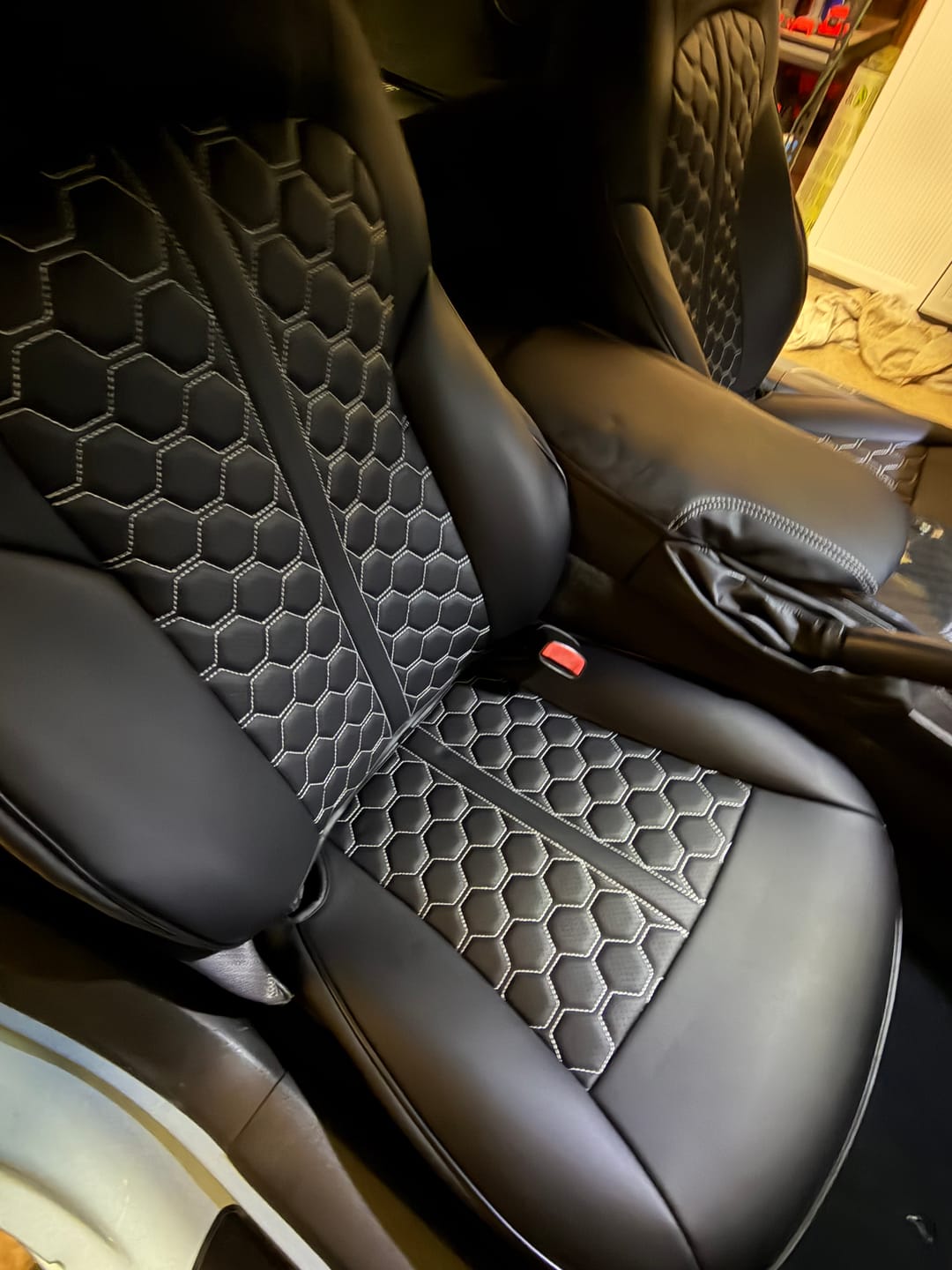 Customer photo review of Corvette C6 Custom Leather Seat Covers