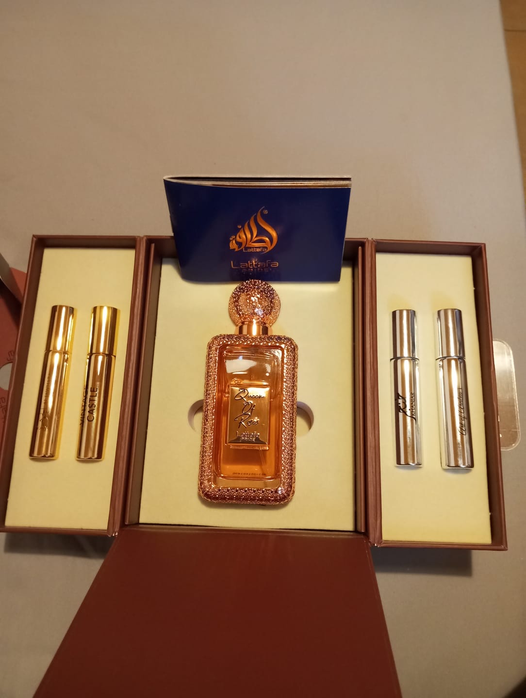 Customer photo review of PERFUME QUEEN OF ROSES LATTAFA PRIDE - 100ML