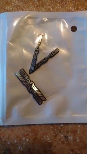 Customer photo review of Pack 4 - 3D Auto-Dekorationsaufkleber
