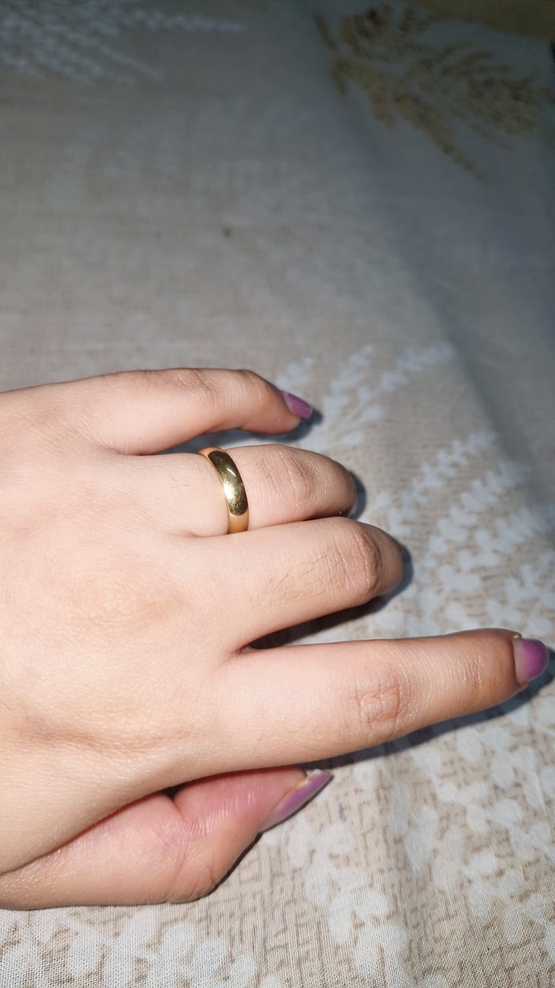 Customer photo review of Bold Gleam Classic Dome Ring