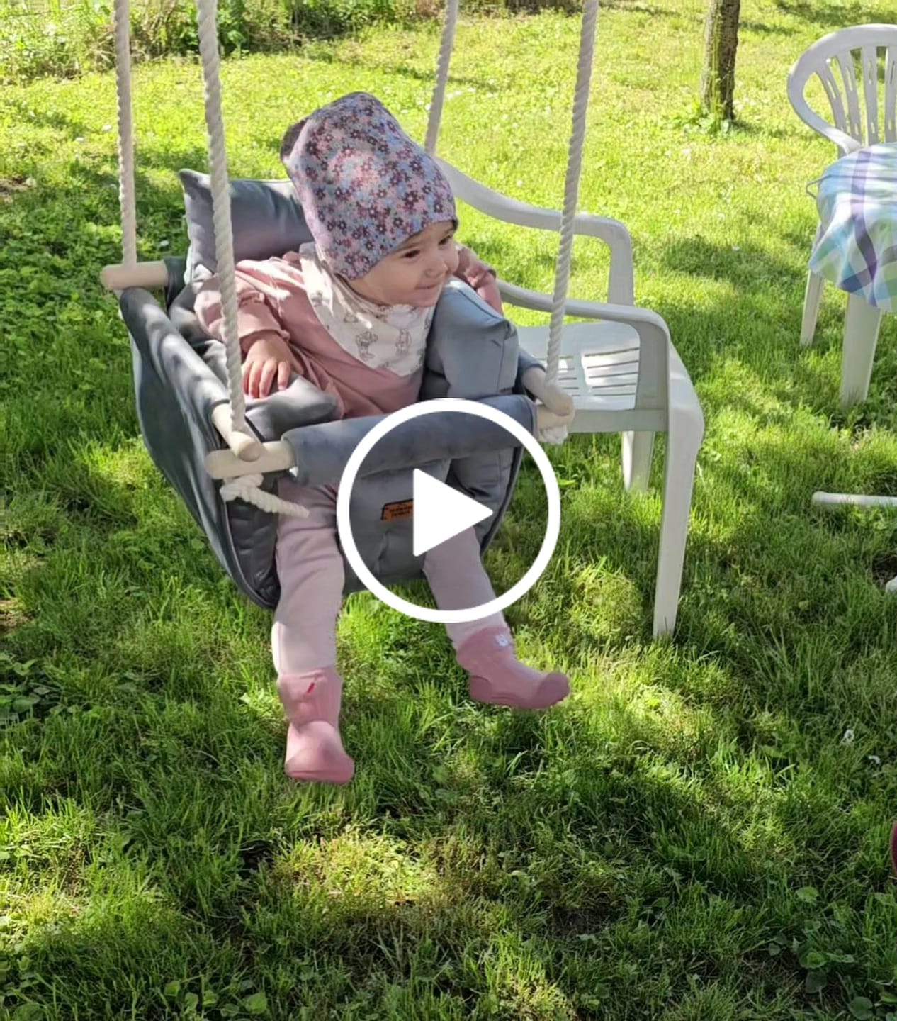 Customer video review of Luxury Dolphin Gray Ljuljaška - Ručno rađena ljuljaška za bebe