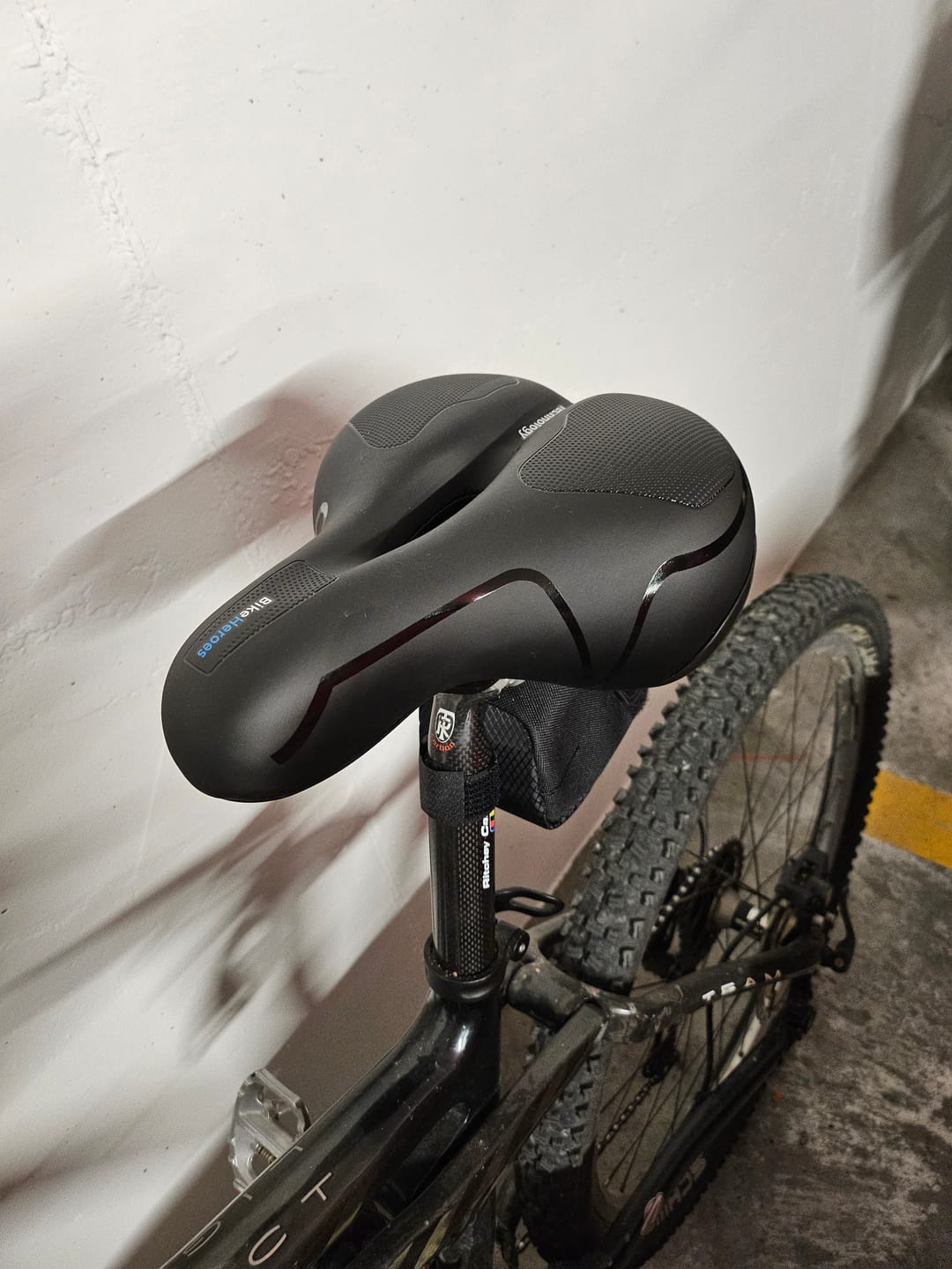 Customer photo review of CloudComfort Max