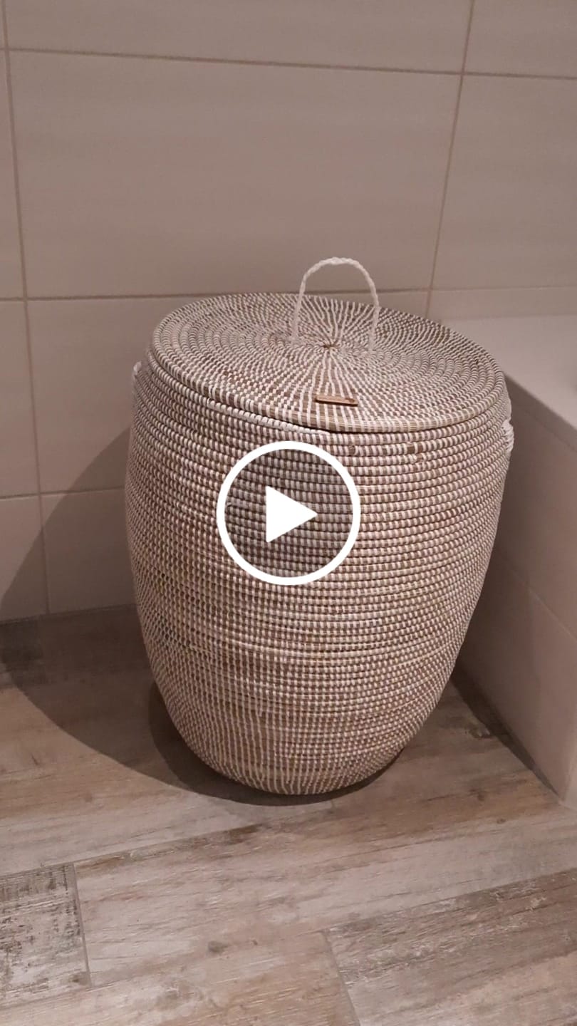 Customer video review of Wäschekorb mit flachem Deckel - large – Neo