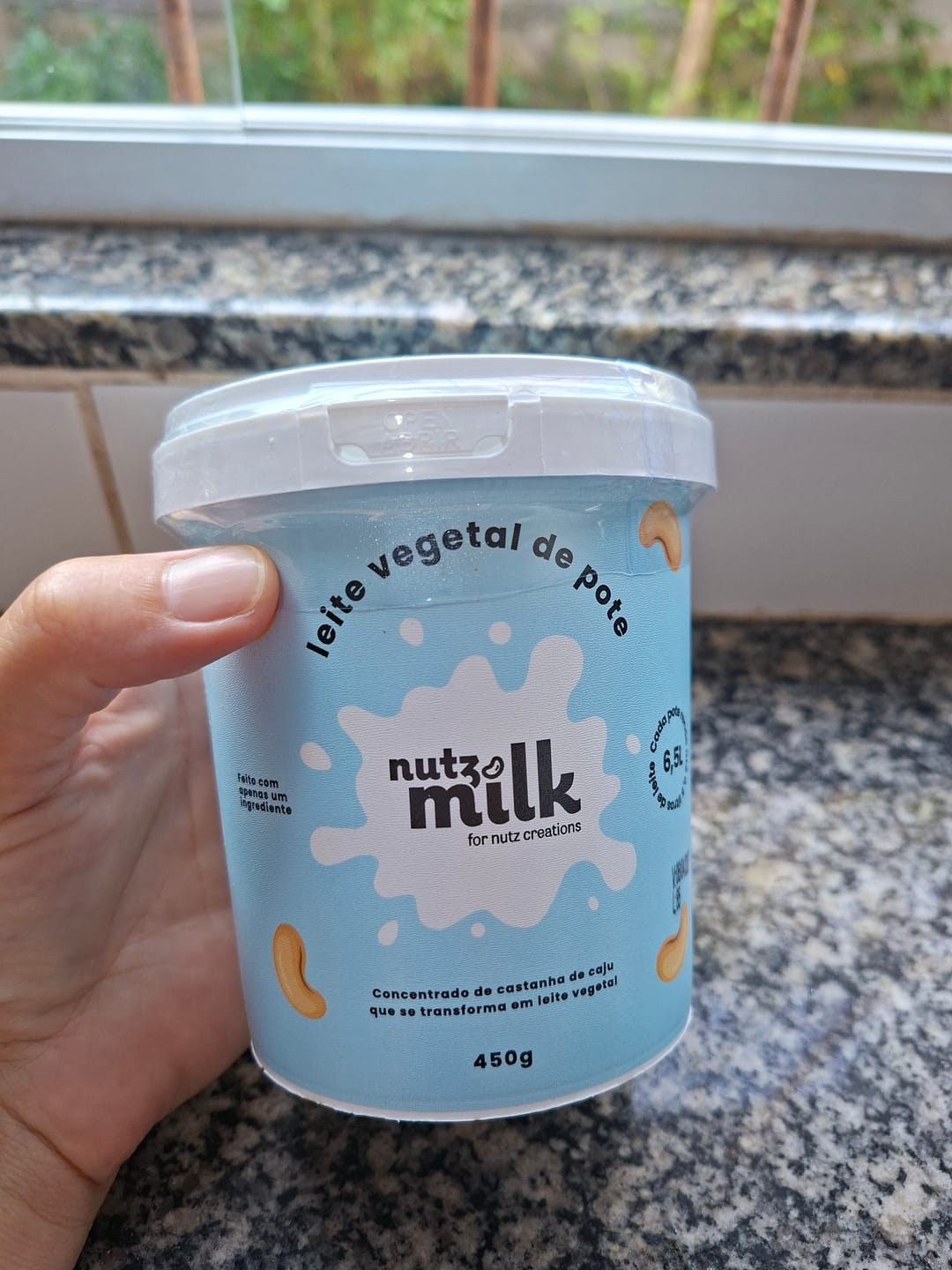 Customer photo review of Kit 4 Unidades: Leite Vegetal NutzMilk  26L - Concentrado de Castanha de Caju