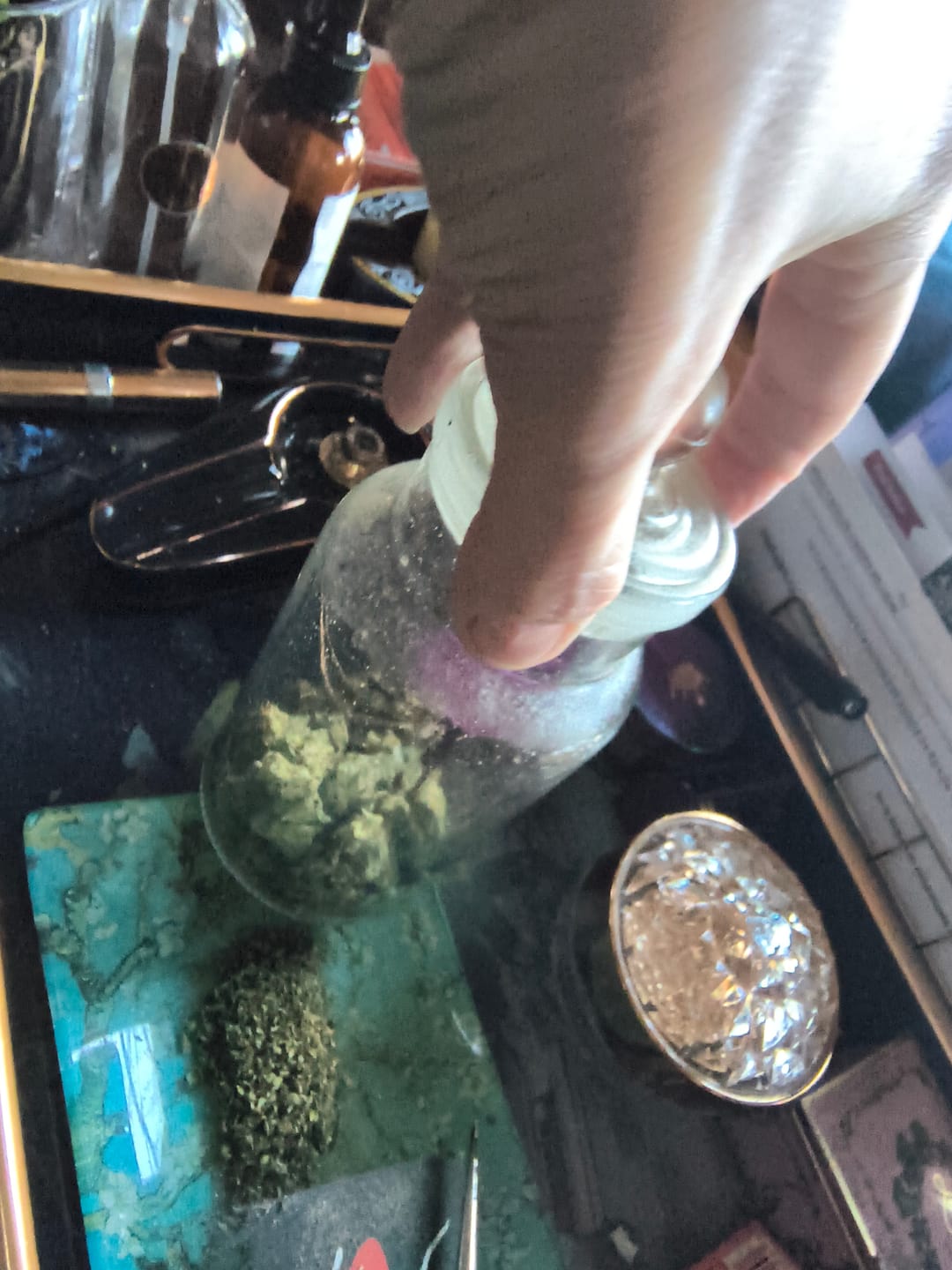 Customer photo review of Bubba Kush - 28 Grams - Indica