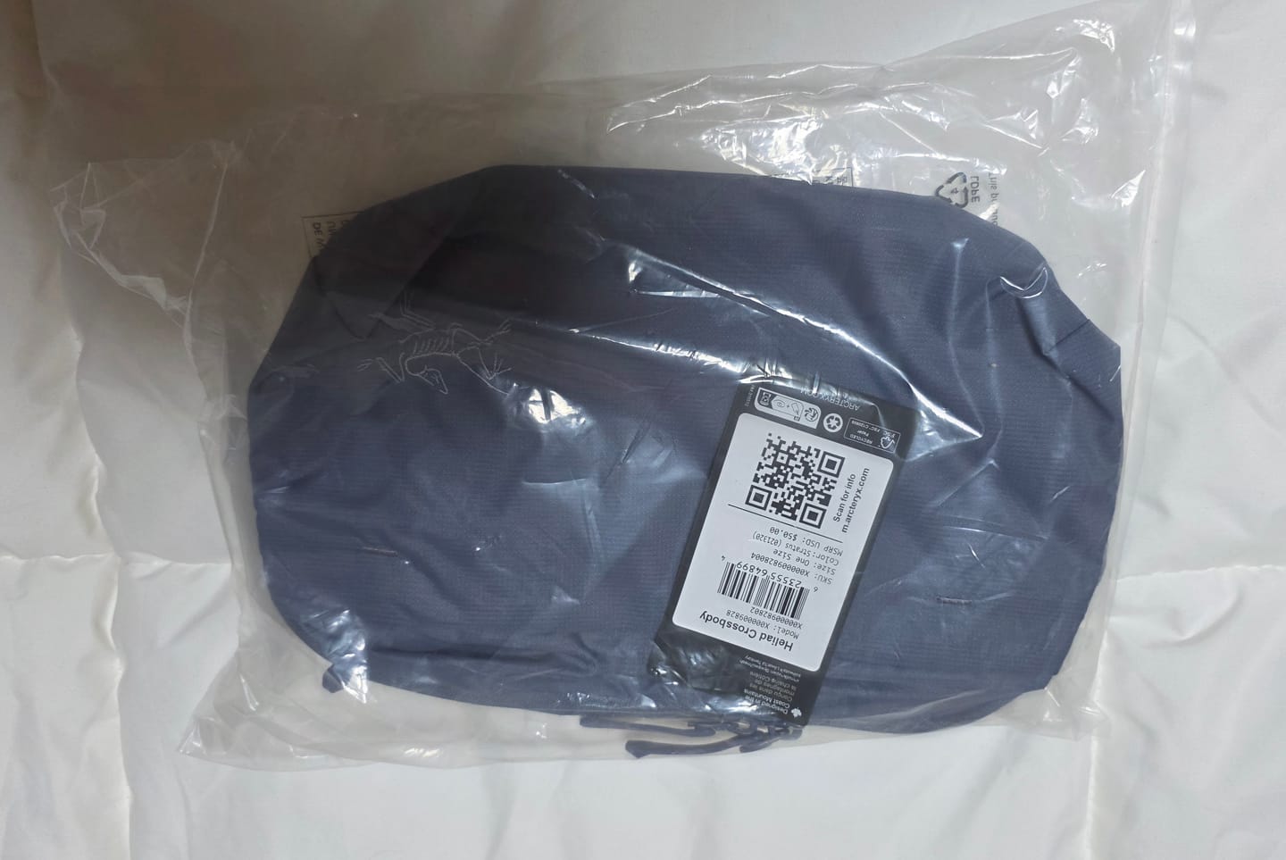 Customer photo review of Arc'teryx Heliad Crossbody Bag