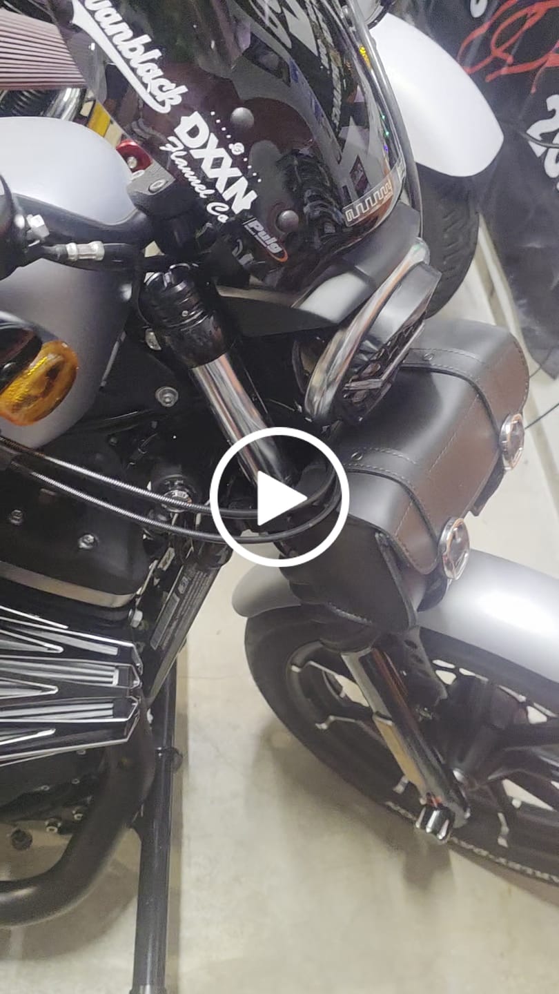 Customer video review of 2L - Armor Plain Leather Motorcycle Tool Bag for Harley Davidson