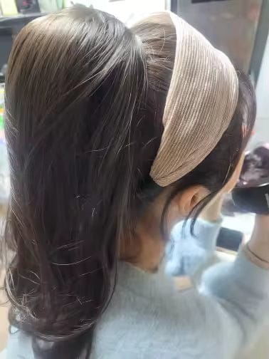 Customer photo review of Remy Ponytail Extension – Glatt