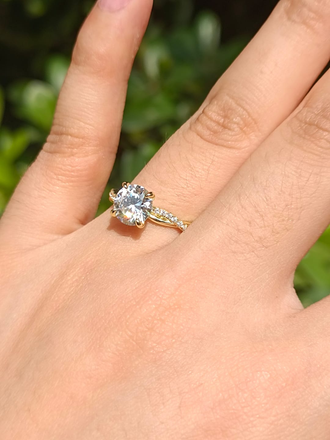 Customer photo review of S925 1.25 Carat Twist Round Cut Engagement Ring In Sterling Silver For Bridal & Daily Wear