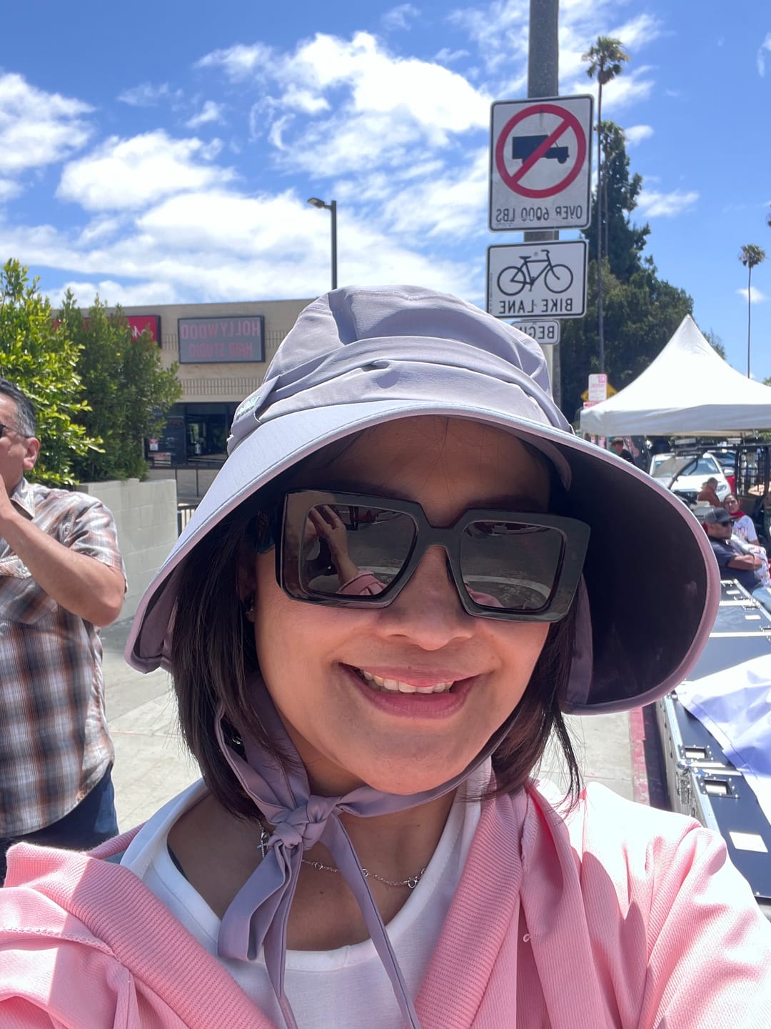 Customer photo review of Women's Sun Protection Bucket Hat UPF 100+ BM502