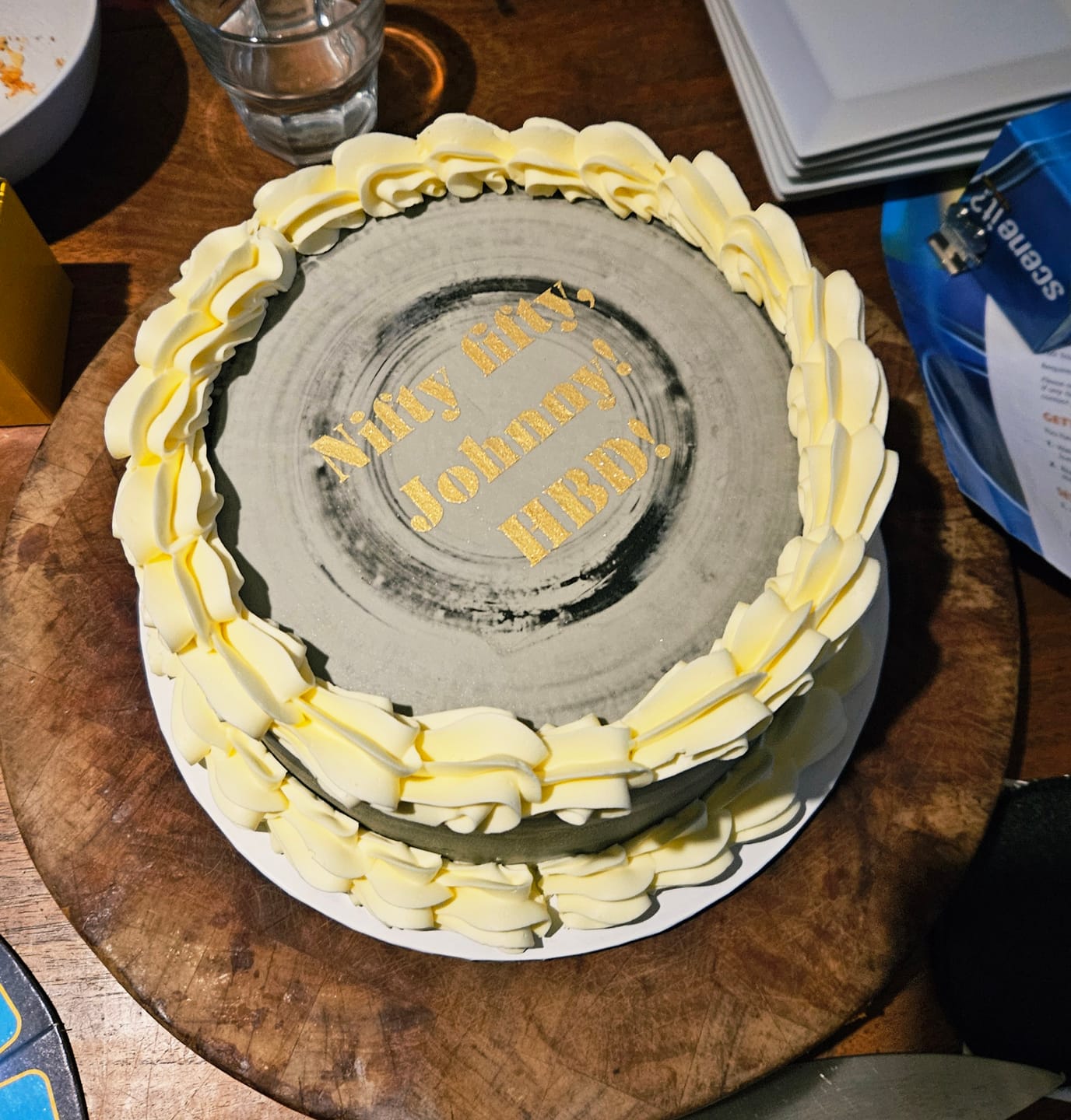 Customer photo review of Cake Size - Custom Cakes Default