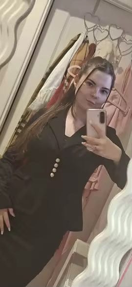 Customer photo review of Remy Ponytail Extension – Glatt