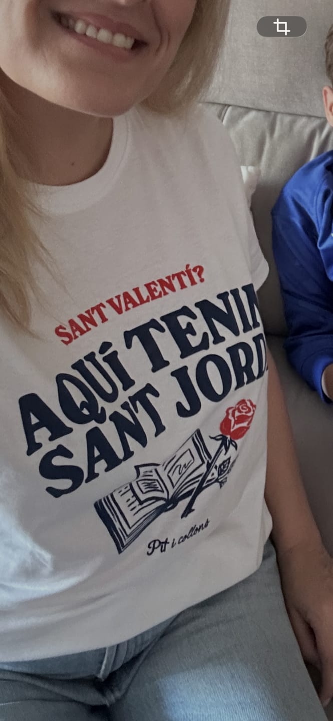 Customer photo review of Aquí tenim Sant Jordi