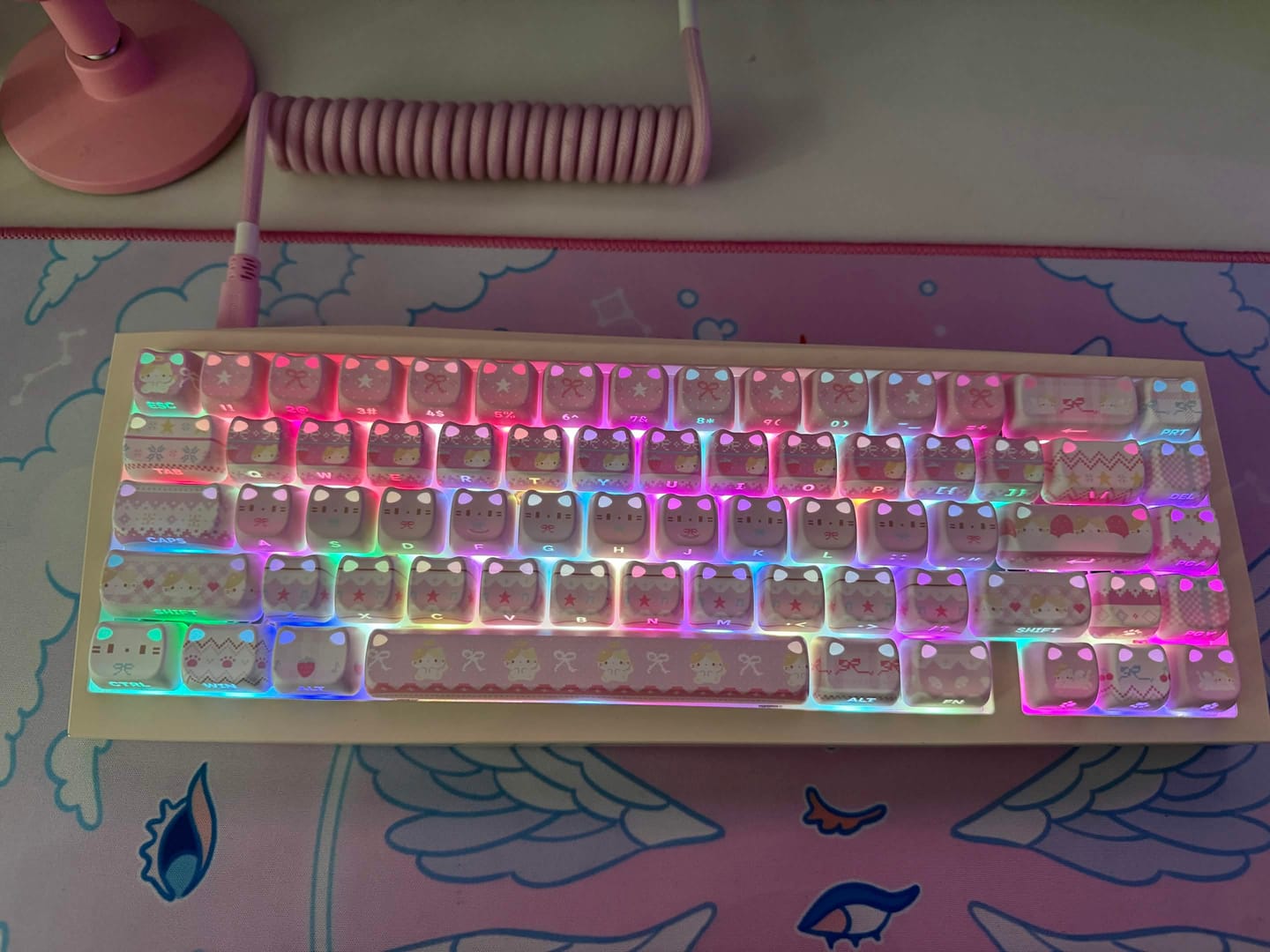 Customer photo review of KiiBOOM Pink Meow / Meow Bow Keycap Set