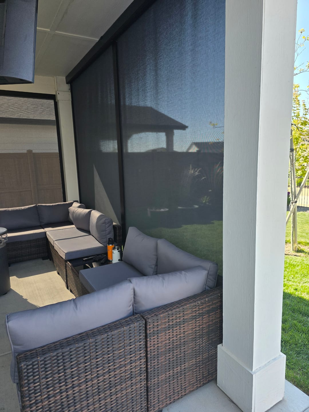 Customer photo review of SmartWings Motorized Zipper Track Windproof Outdoor Shades