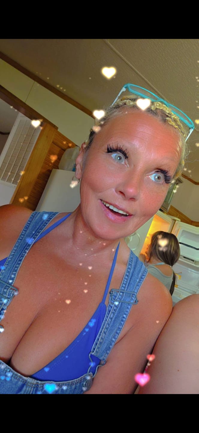 Customer photo review of Aine Swan Lake Blue Prescription Colored Contact Lenses
