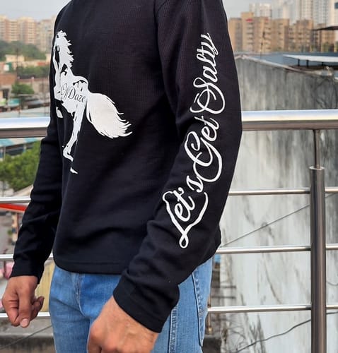 Customer photo review of Waffle Black TEE