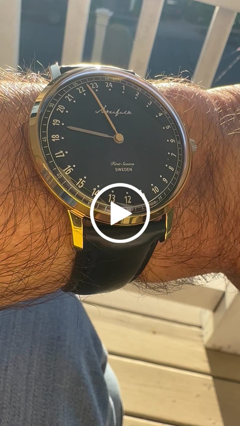 Customer video review of First Season Gold Black with Black Leather