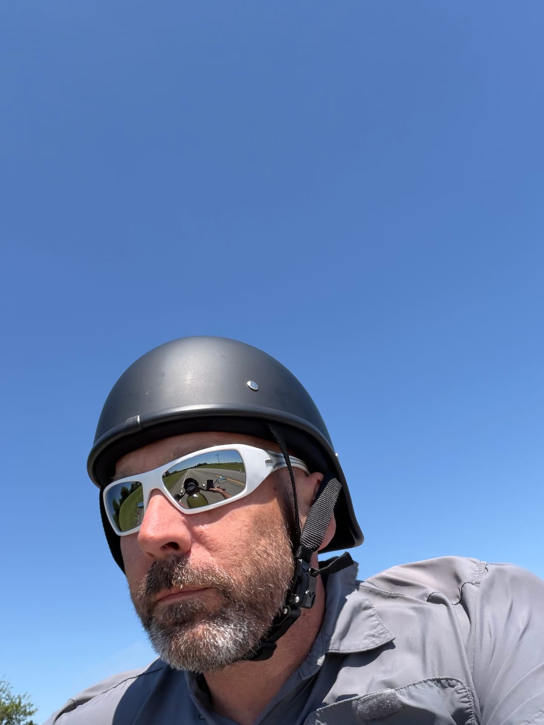 Customer photo review of Lightweight Reversible DOT Curve Helmet / Matte Black