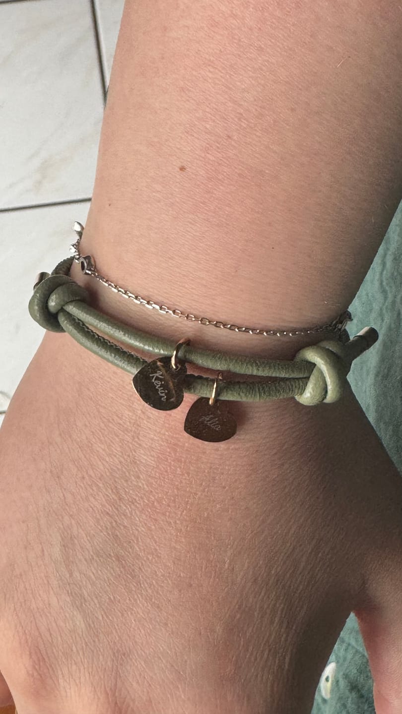 Customer photo review of Meine Liebsten - Familien-Lederarmband
