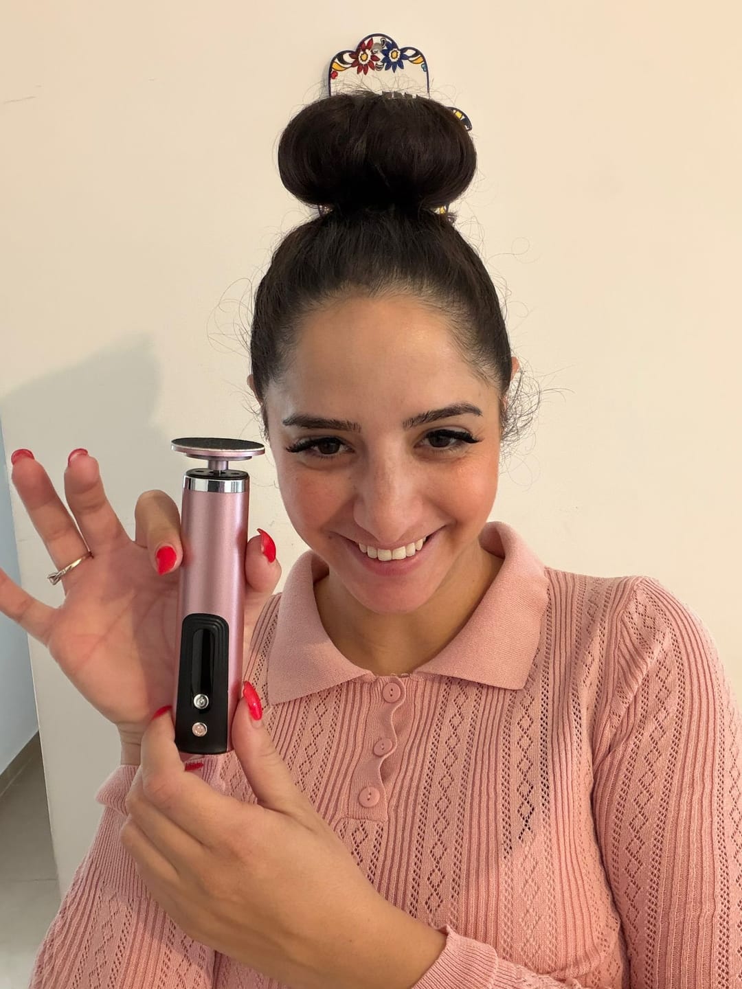 Customer photo review of ™Pedi - מכונה להסרת עור יבש וסדקים בכפות הרגליים