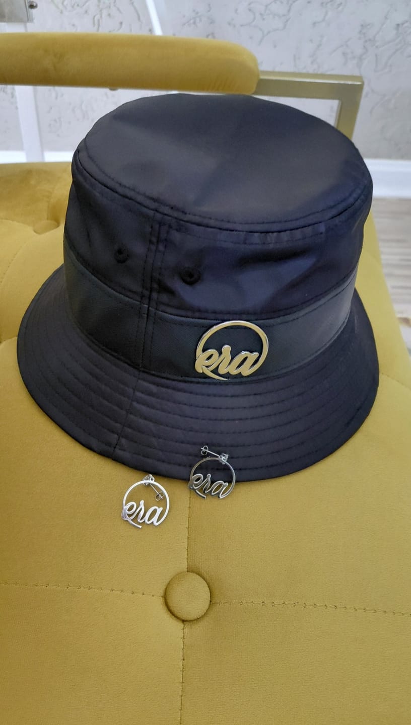 Customer photo review of Black Billy Bucket Hat