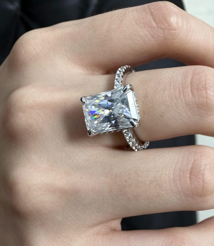 Customer photo review of S925 2.0Ct~7.0Ct Elegant Radiant Cut Engagement Ring In Sterling Silver Everyday Wearable Ring For Women