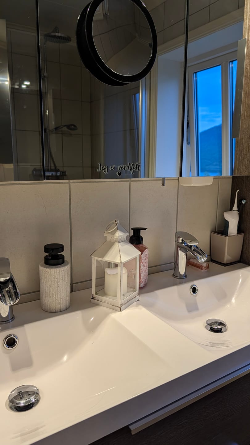 Customer photo review of Jeg er verdifull