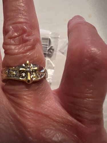 Customer photo review of DIVINE JOURNEY SILVER MOM RING