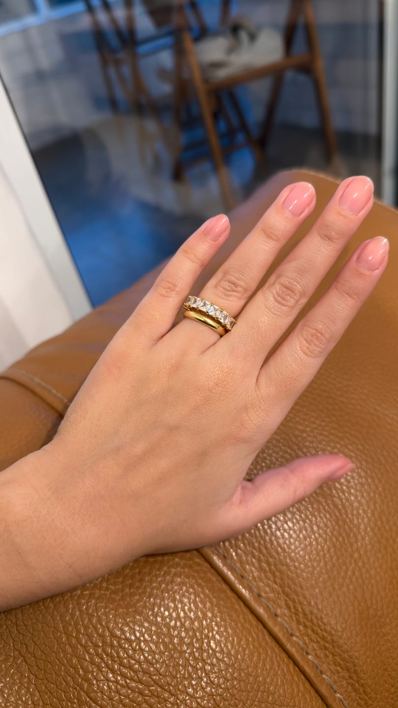 Customer photo review of Anel Queen Banhado em Ouro 18k