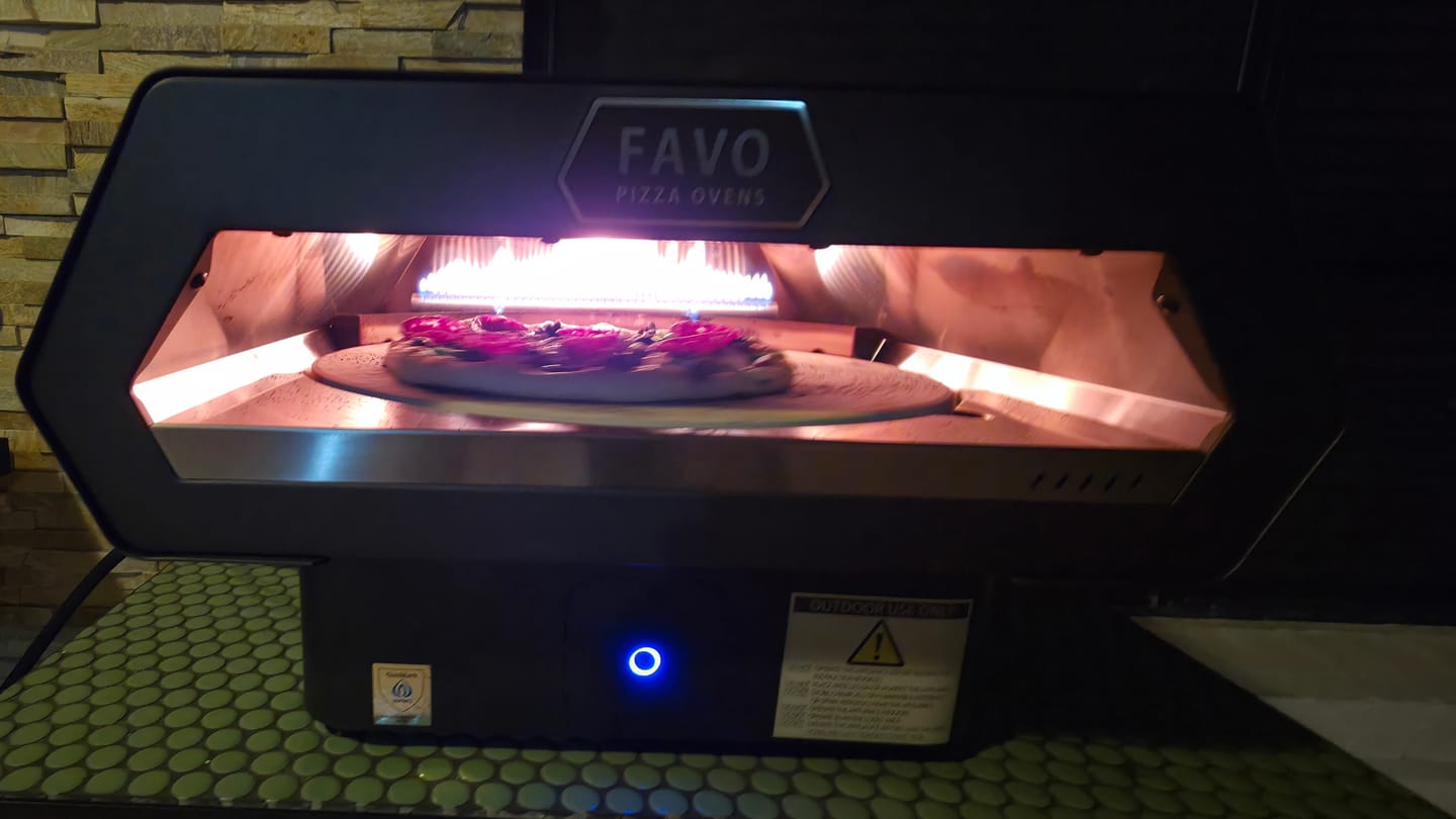 Customer photo review of FAVO 17" Rotating Stone Pizza Oven