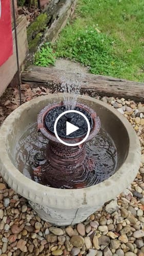 Customer video review of Two Button Fountain Pump and Battery Compartment - no connection port