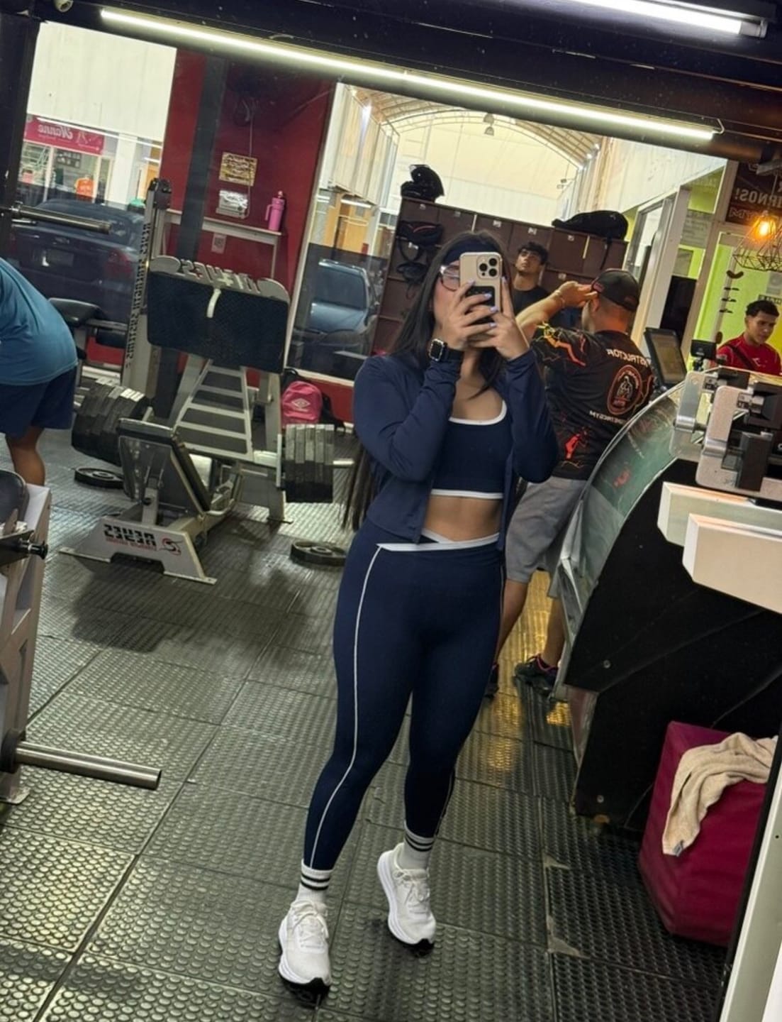 Customer photo review of Conjunto deportivo