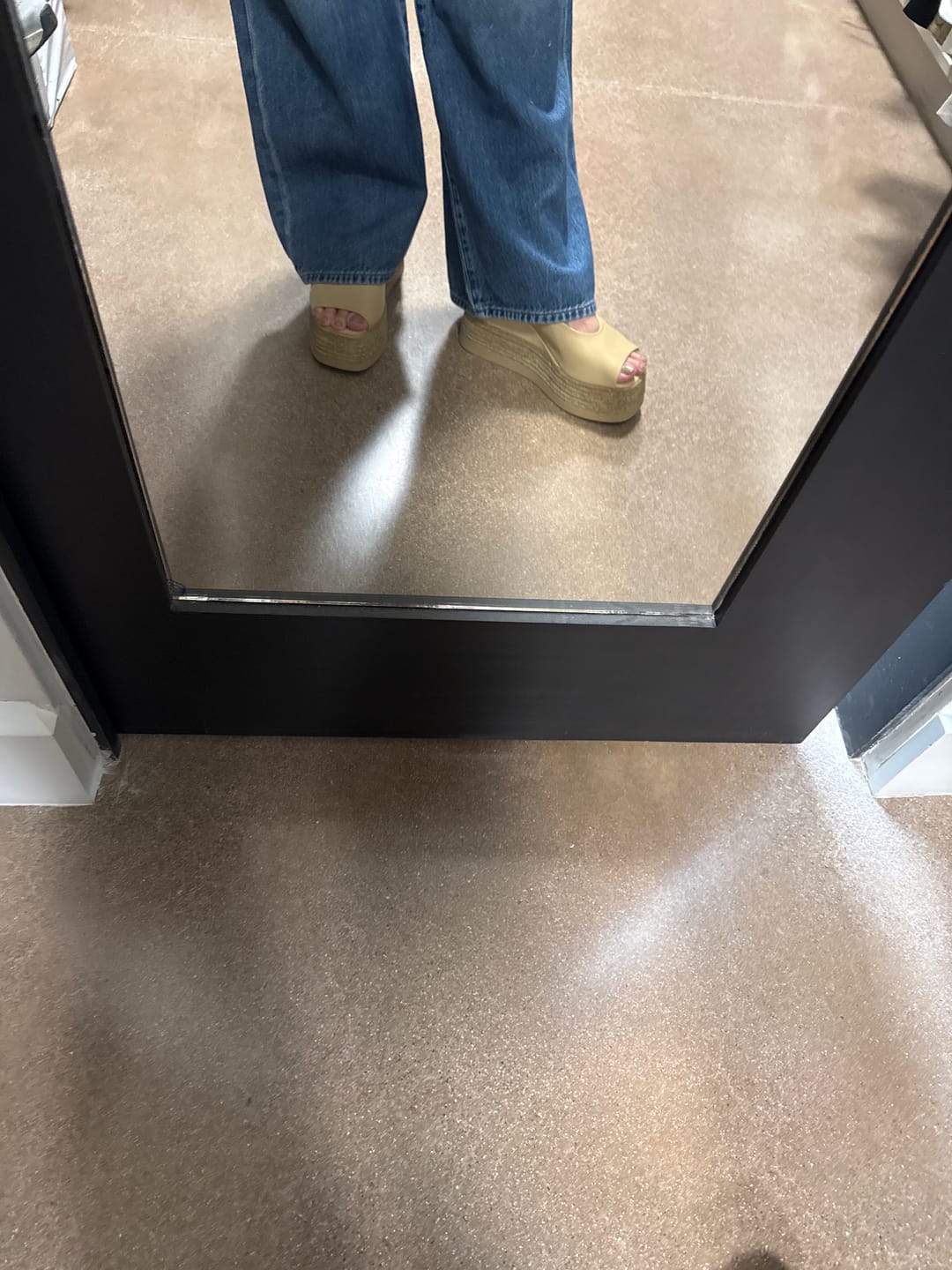 Customer photo review of Agnesa Beige