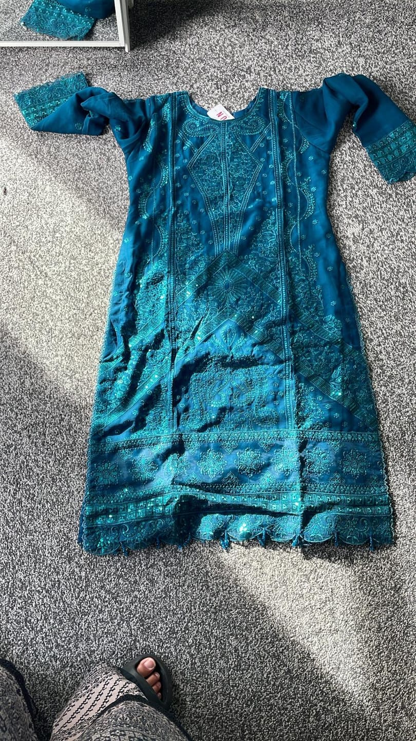 Customer photo review of Rang-e-Noor Eid Collection UB-04