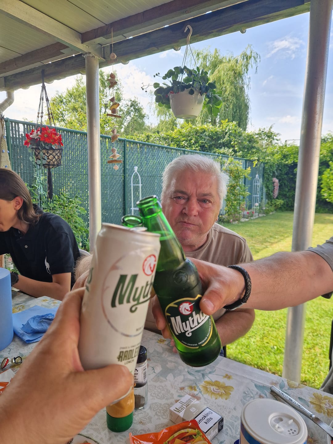 Customer photo review of Mythos Radler can - 4x330ml