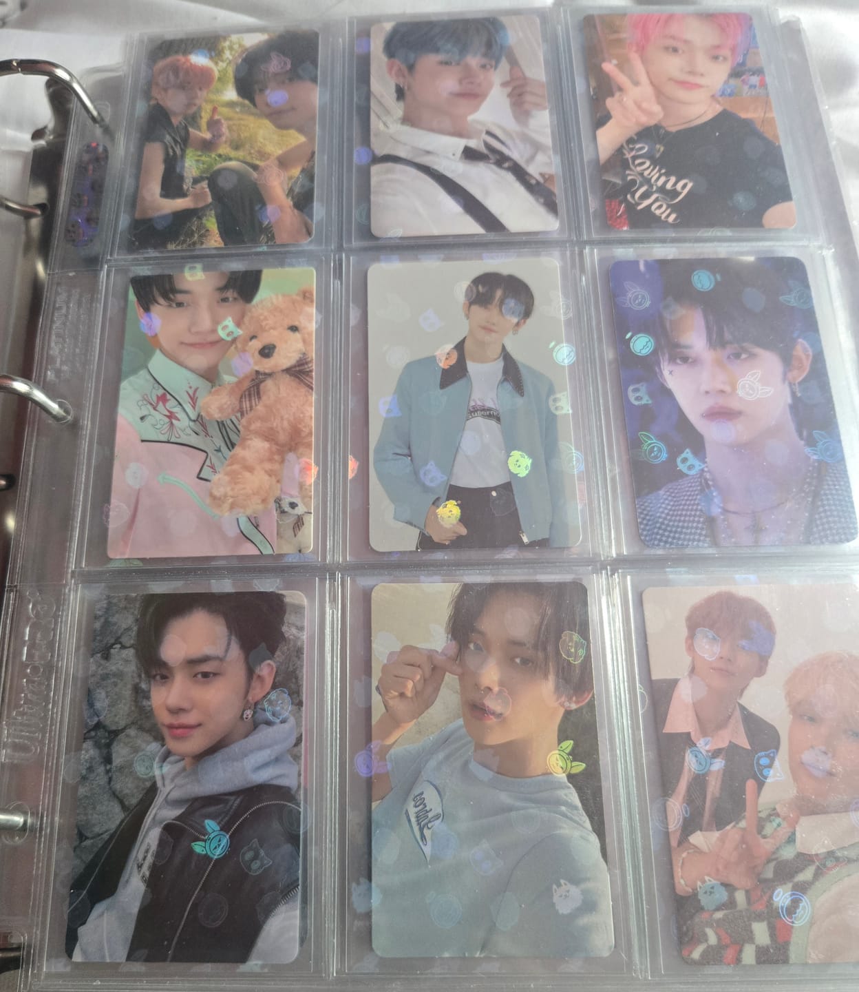 Customer photo review of PREMIUM HOLOGRAPHIC PHOTOCARD SLEEVES - PPULBATU VERSION