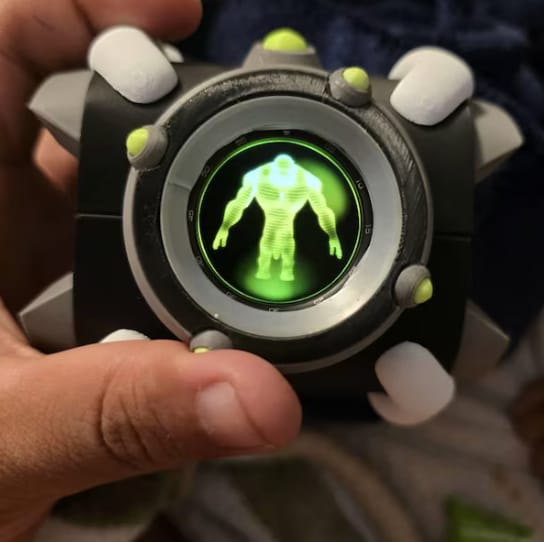 Customer photo review of Ben 10 Classic OG Omnitrix Wearable Replica (Touch Sensing)