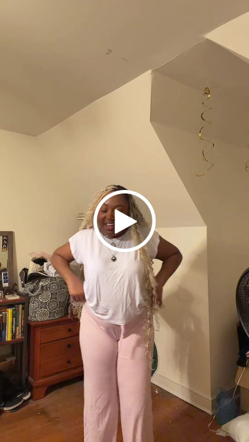 Customer video review of TALL EVERYDAY PANT