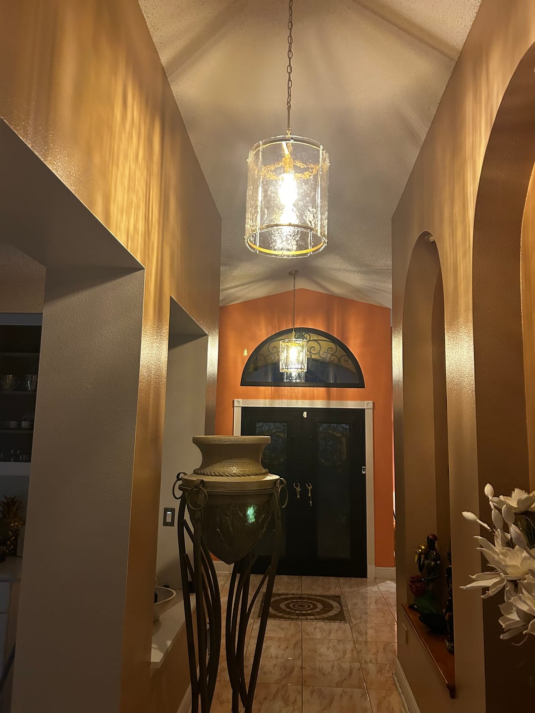 Customer photo review of Modern 1-Light Water Rippled Glass Cylinder Single Pendant