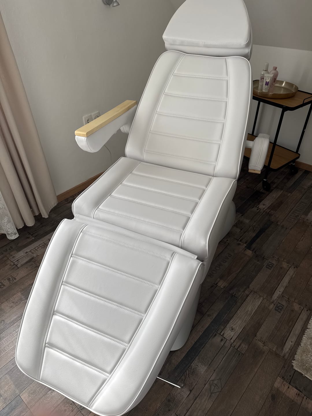 Customer photo review of Rollhocker Timo | Kosmetikhocker