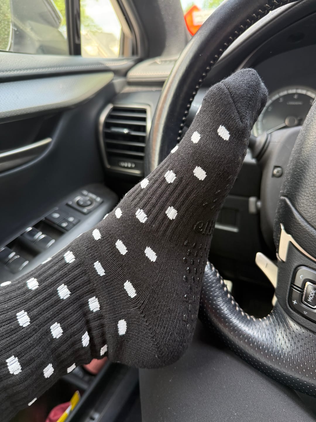 Customer photo review of Dual-direction™ Noir Polka Dots