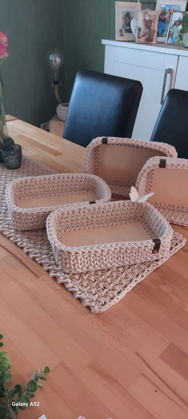 Customer photo review of Label-Set "Handmade" - Braun - CS0016 - für Häkelkörbe etc.