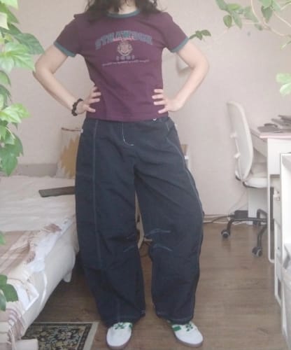 Customer photo review of Semir Women's Short Sleeve T-Shirt – Retro Color-Block Slim Fit Tee